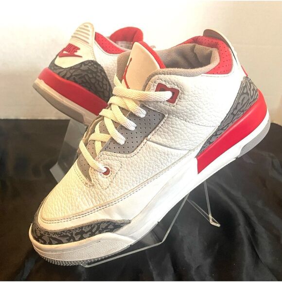 Jordan 3 Retro Fire Red 2022 SZ 3Y(GS) DM0967-160 White Cement GreyBlac Sneakers - Picture 4 of 11